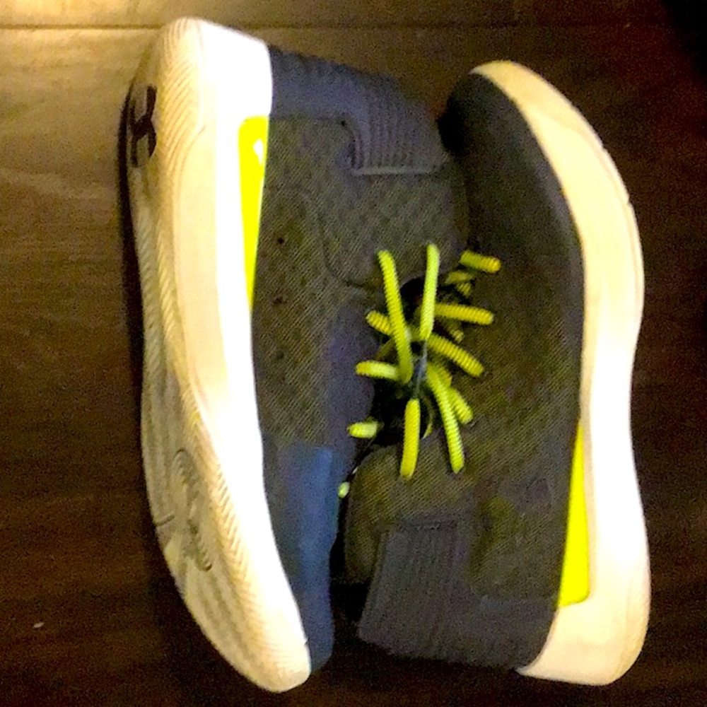 Curry’s basketball shoes